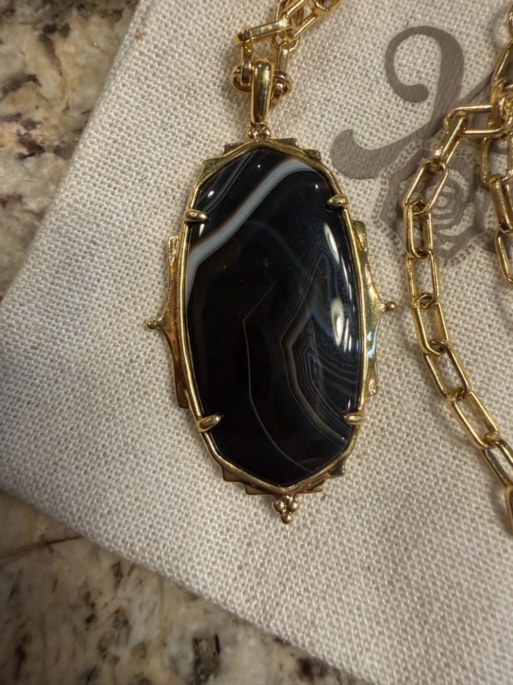 Kendra Scott Baroque Ella Vintage Gold Pendant Necklace with Black Banded Agate - Picture 2 of 5